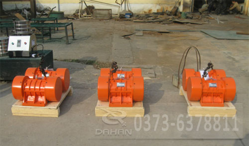 礦用振動(dòng)篩電機(jī) 礦用振動(dòng)篩電機(jī)